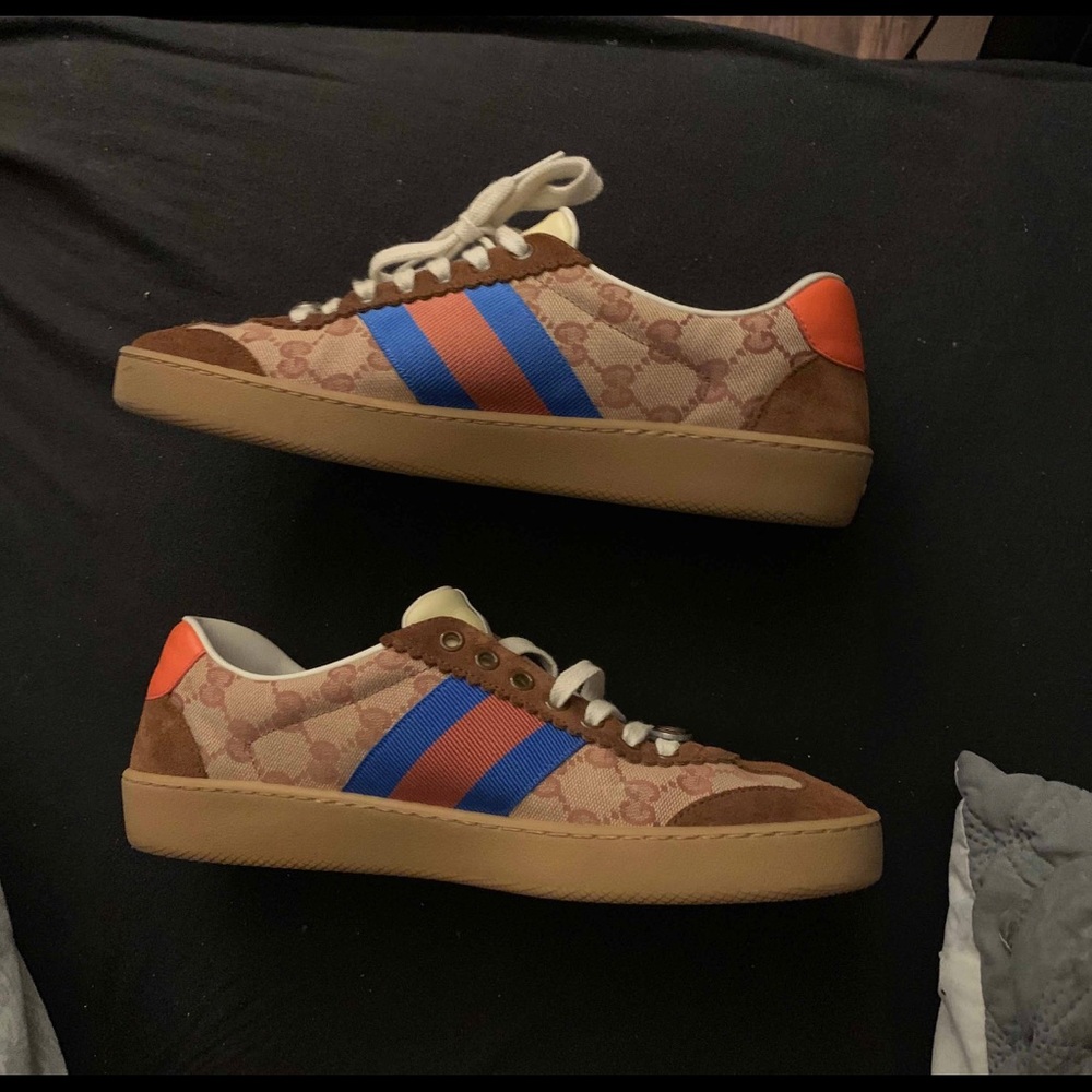 Shoes - Picture 3 of 7